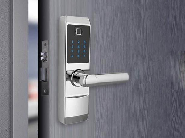 聂荣24小时上门开锁公司